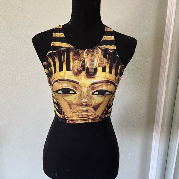 Fashion Nova Egyptian Black And Gold Cropped graphic tank size small - Picture 2 of 3